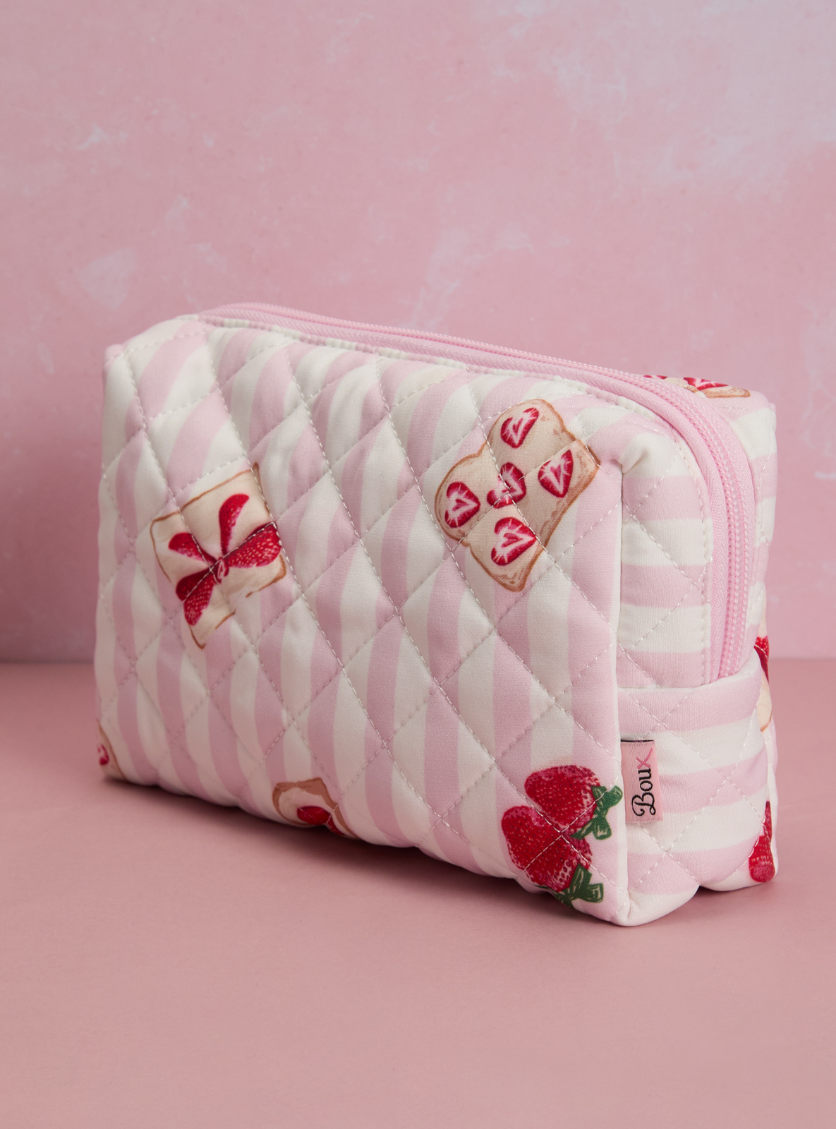Free Makeup Bag at Boux Avenue