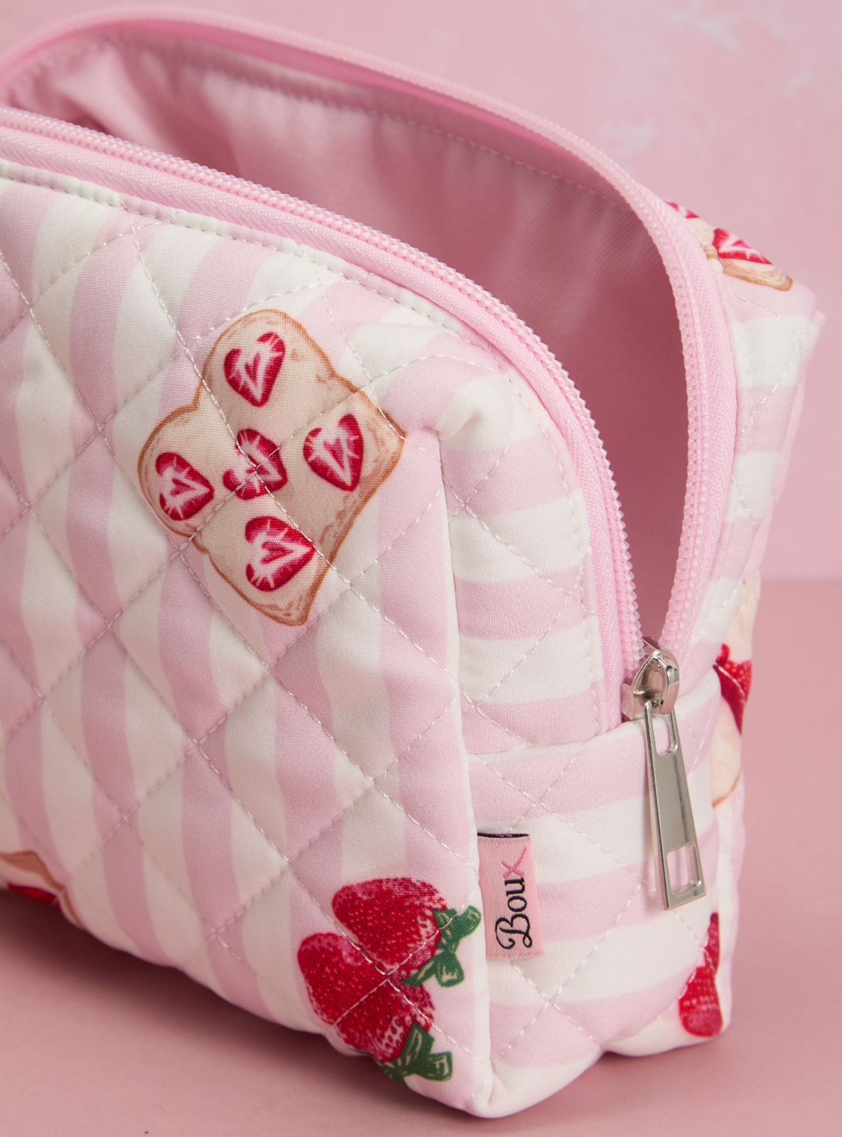 Free Makeup Bag at Boux Avenue